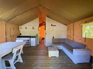 Campings Camping du Quinquis : photos des chambres