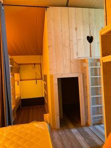 Campings Camping du Quinquis : photos des chambres