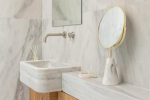 Anafiotika hideaway acropolis Athens by Cycladica