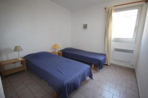 A quelques pas de la plage Belle Maison de vacances, 6 à 8 couchages, 3 chambres, balcon, jardin, parking, 50 m de la mer- PORTIRAGNES PLAGE LXBOSQD