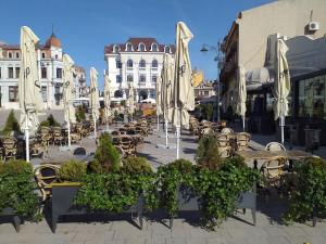 Apartament Promenada, 3 camere, max 6 persoane, locatie ideala, 10 min de mers pana la plaja