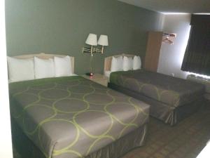 Deluxe Queen Room with Two Queen Beds - Non-Smoking room in Super 8 by Wyndham Albuquerque West/Coors Blvd