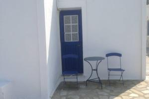 Mandrakia Apartment Milos Greece