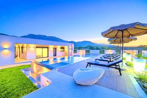 Villa Solaris Heated Pool & Jacuzzi Chania Greece