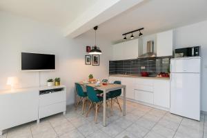 Apartments Dama 