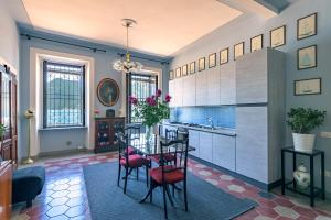 In Riva al Lago di Iseo Residenza LOFT