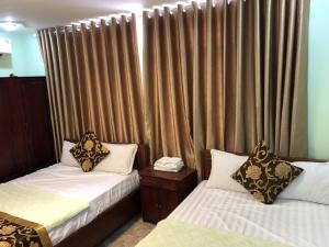 Phòng có giường cỡ King nhìn ra cảnh núi non (King Room with Mountain View)