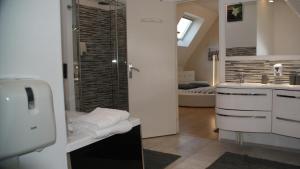 B&B / Chambres d'hotes Chateau de Vaugrignon - Beer Spa : photos des chambres