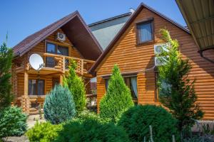 Villa Camilla, Затока