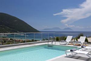 Off White Villas Lefkada Greece