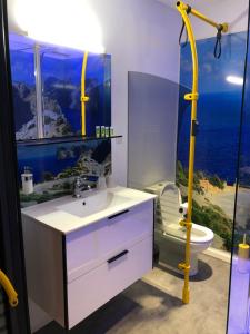 Maisons de vacances L Arret de Bus Insolite & SPA : photos des chambres