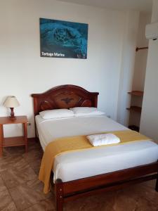 Gloria - Galápagos Inn