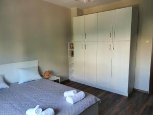 Danny apartment