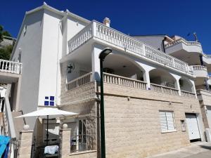 Apartments with sea view Drvenik Makarska riviera