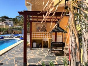 VILLA MIRAMAR