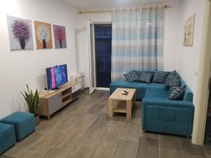 Beach Veranda Home, Gjiri i Lalzit