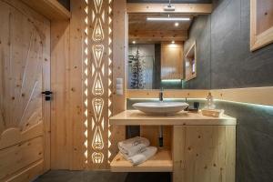 Osada Guty - każdy domek posiada prywatne jacuzzi na wyłączność, w cenie pobytu