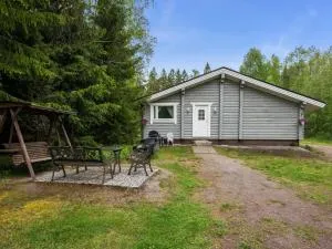 Holiday Home Lampimökki by Interhome - Röylä