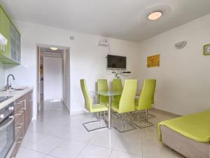 Apartment Villa Alpa-6 by Interhome 