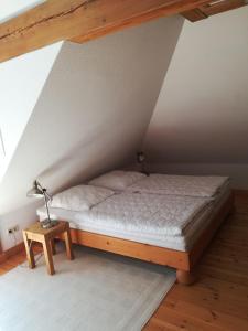 WUIL01103-FeWo-Pyramidenfenster