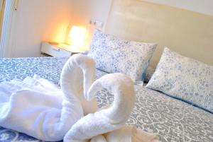 San Antonio - Beach, pool and terrace