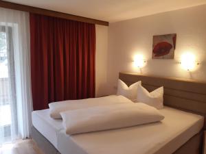 Double Room room in Landhaus Klausnerhof Hotel Garni