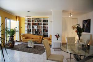 Penthaus Villa Erika Madeira - 3-star hotels in Caniço