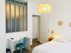 Hotels Hotel Saint-Michel : photos des chambres