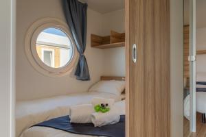AQUA RESORT GIULIANOVA - Houseboat Experience