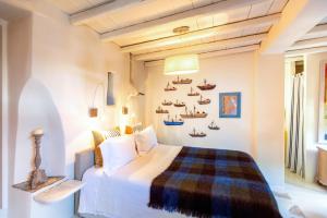 Tinos E-houses Tinos Greece