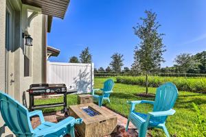 Resort-Style Family Townhome 10 Mi to Disney!