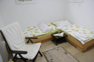 Apartments and rooms Brunko