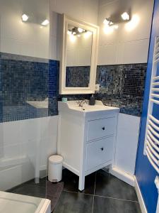 Maisons de vacances Romance au coeur de Bordeaux / Jardin Public : Maison de Vacances