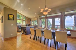 Luxe Coastal Haven with Bay Views and Hot Tub