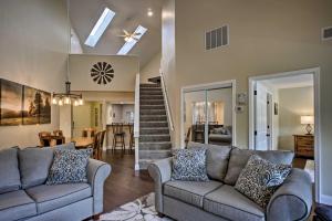 5 Mi to Dtwn & Strip! Branson Condo w Indoor Pool