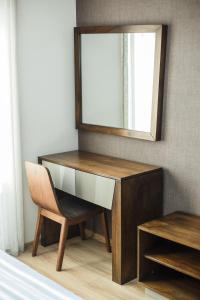 Gorgeous sunset 22 Orbi Residence