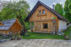 Hike & Bike Chalet