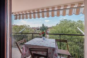 Casa Lugana 15 - Monolocale con piscina fronte lago