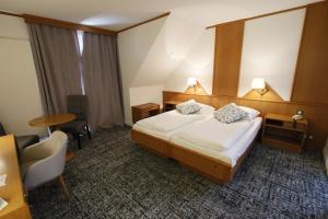 Hotels Les Portes de la Vallee : photos des chambres