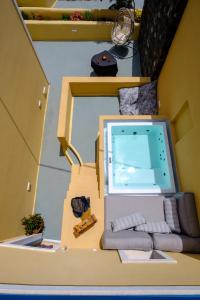 Pasithea Suites