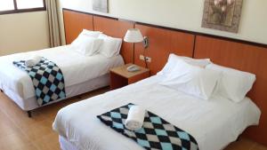 Express Inn Coronado & Camping