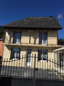 LOURDES SEGUS Location vacances - Ossen