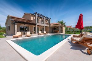Three-Bedroom Villa room in Villa Mercedes