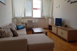 Studio apartment KIKI with a sea view, free WiFi, for 2 persons