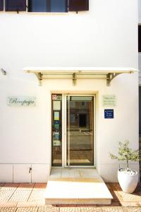 Apartments and Rooms Degra 