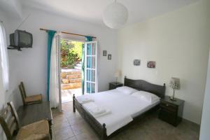 Studios Argyri Ikaria Greece