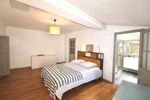 Grand appartement avec vue sur quai