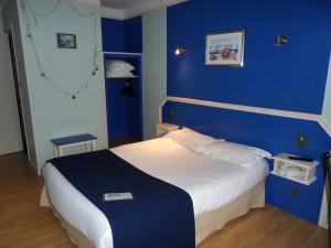 Hotels Hotel La Tour des Anglais : photos des chambres