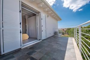 Holiday Villa White