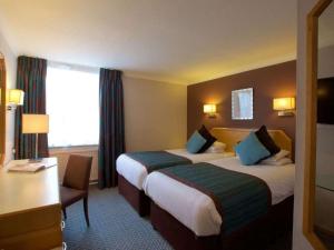 Standard Twin Room room in Stourport Manor Hotel Sure Hotel Collection by Best Western